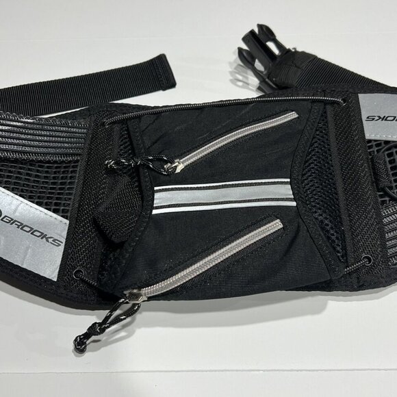 Brooks Men's Running Waist Fanny Pack - Reflective Black Padded - Picture 2 of 6
